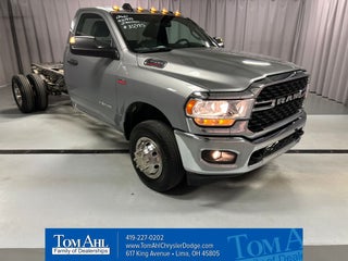 2022 RAM 3500 Chassis Tradesman/SLT