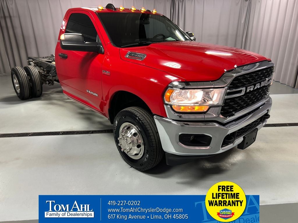 2022 RAM 3500 Chassis Tradesman/SLT